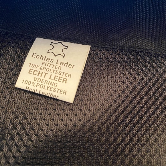 New Leather Carry and Conceal Motorcycle Vest - Picture 9 of 11